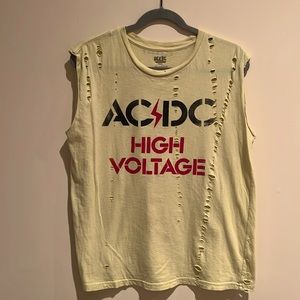 Vintage AC⚡️DC tank with distressed detail